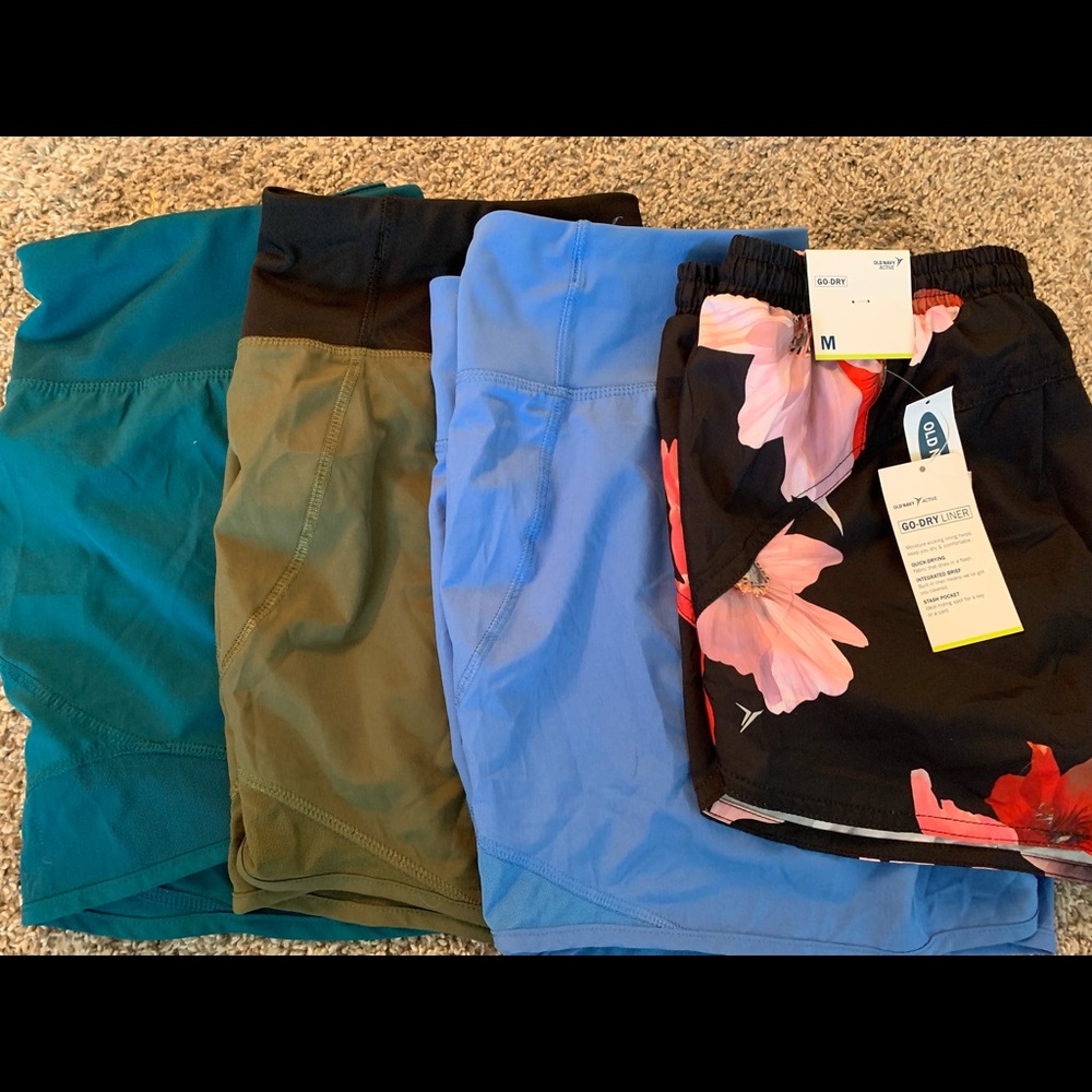 Running shorts